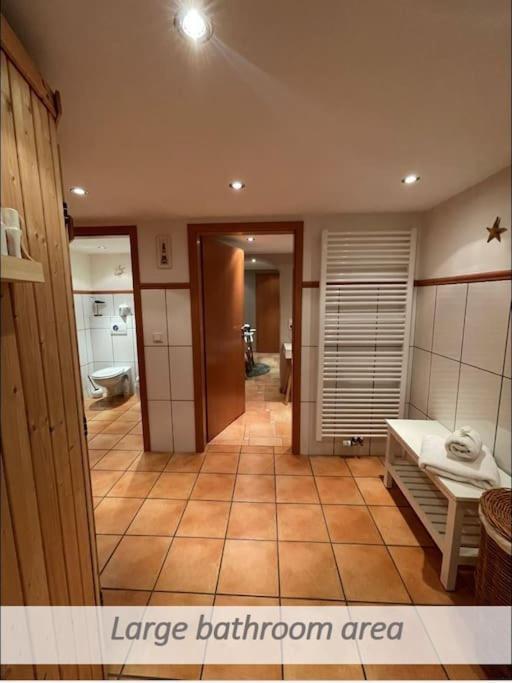 Souterrain-Apartment Mit Privater Sauna Duisburg Exterior foto
